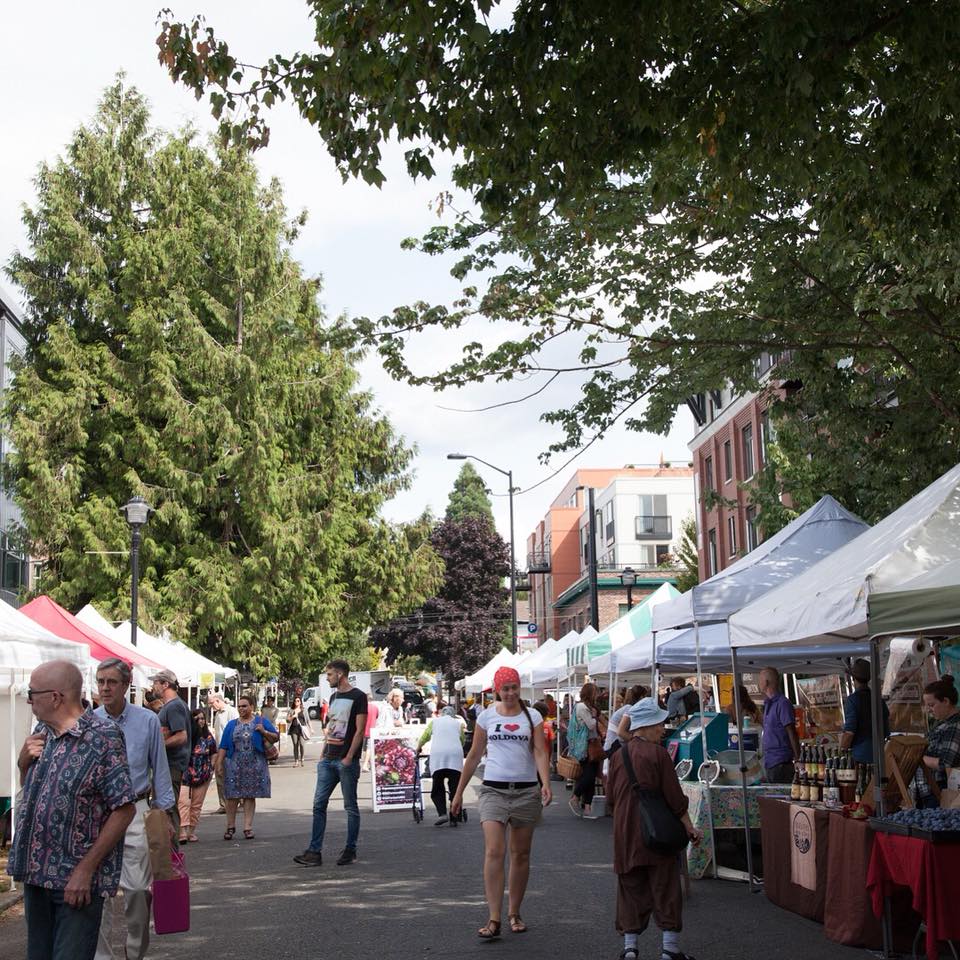 Queen Anne Farmers Market Eat Local First
